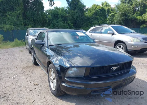 2007 Ford Mustang V6 Deluxe/V6 Premium z USA, uszkodzony, nr VIN 1ZVFT84N875366627